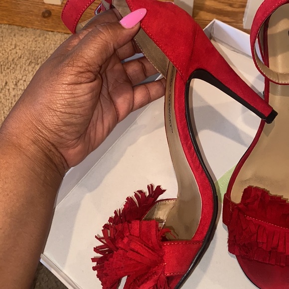 Red suede ruffle tassel sandals - Picture 4 of 7